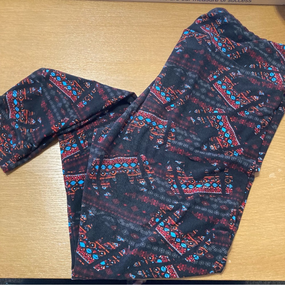 Lularoe legging TC Tall and Curvy